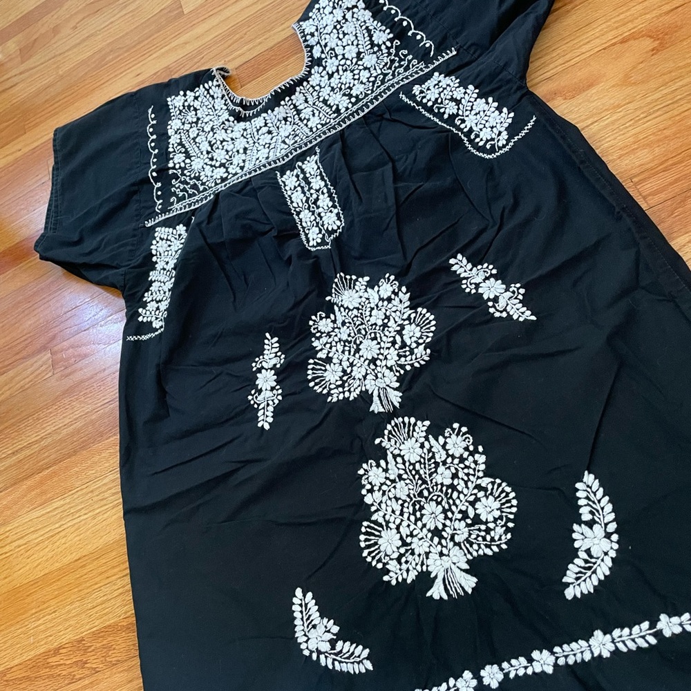 Vintage South American Cotton Embroidered Dress